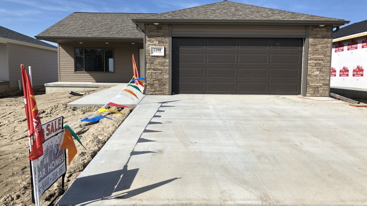 2208 35th Street Drive 2208 35th Street Drive