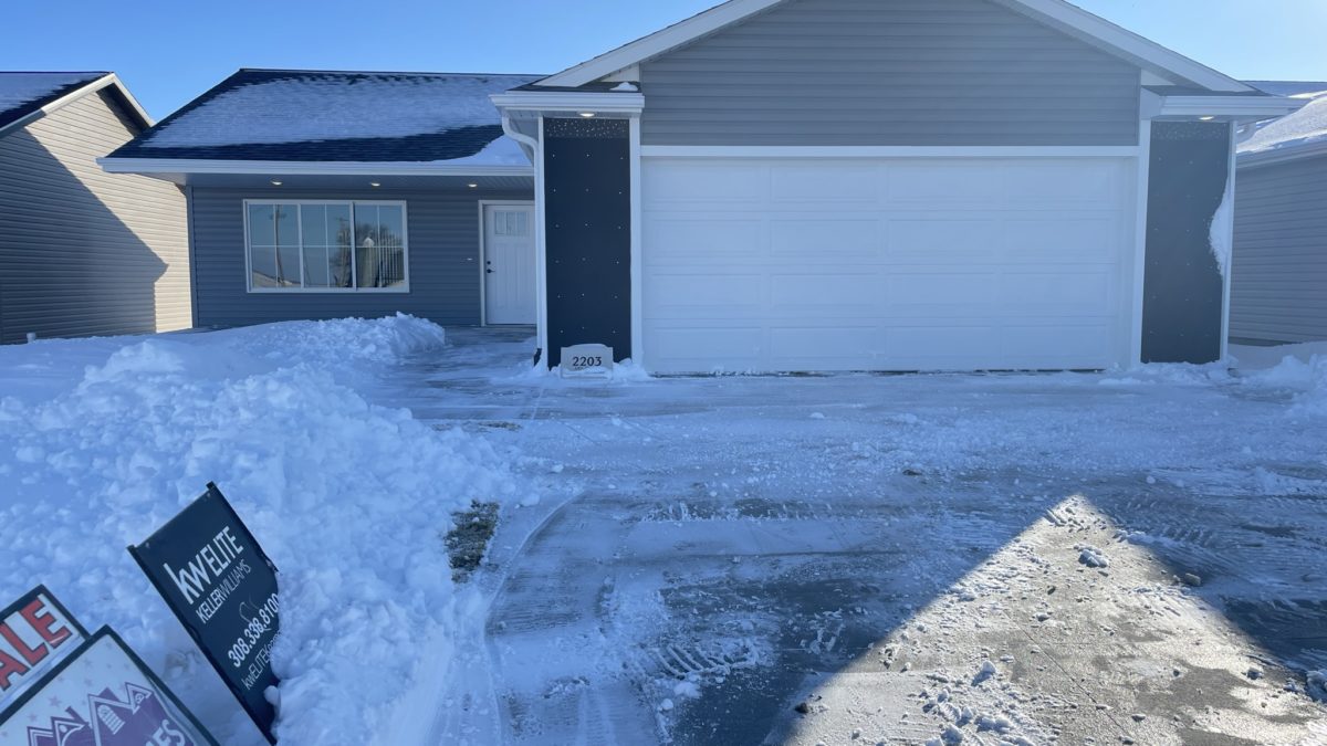 2203 38th Street 2203 38th Street